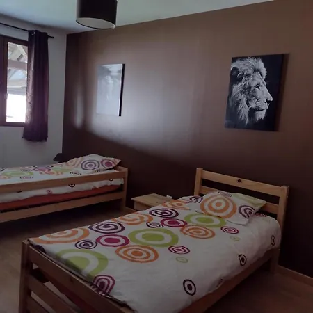 Nyaraló Chaleureux Avec Jardin, Bbq, Wifi Et Equipements Modernes En Plein Coeur De - Fr-1-510-210 *