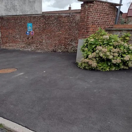 Chaleureux Avec Jardin, Bbq, Wifi Et Equipements Modernes En Plein Coeur De - Fr-1-510-210 Verchain-Maugre