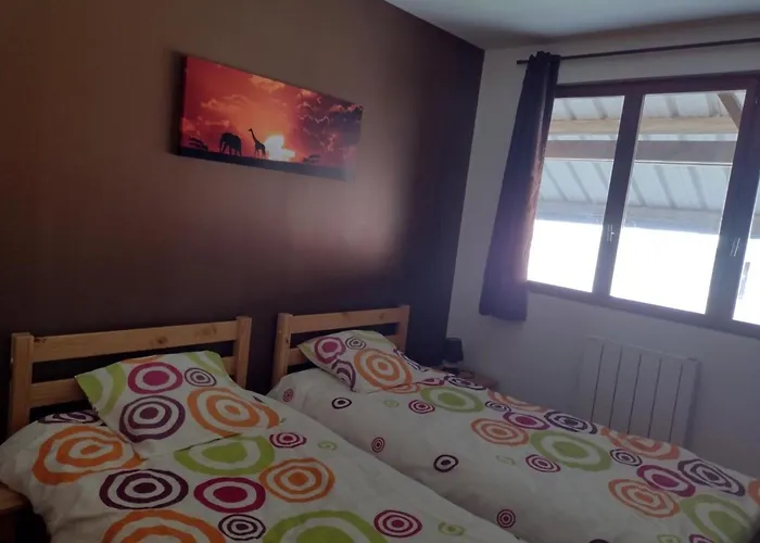 Chaleureux Avec Jardin, Bbq, Wifi Et équipements Modernes En Plein Cœur De Verchain-maugré - Fr-1-510-210 Verchain-Maugre