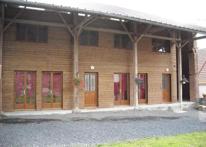 Chaleureux Avec Jardin, Bbq, Wifi Et équipements Modernes En Plein Cœur De Verchain-maugré - Fr-1-510-210 Hébergement de vacances *